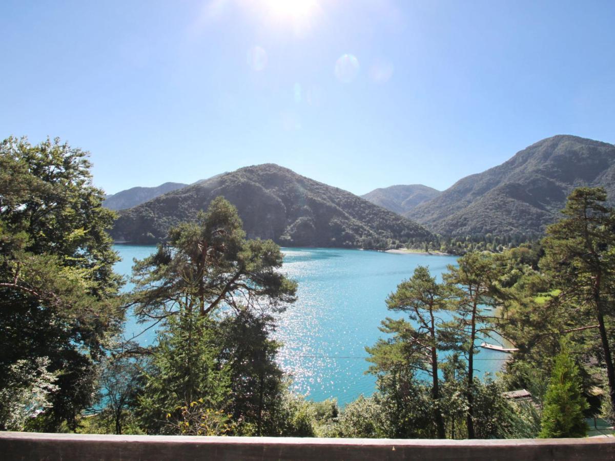 Villa Locazione Turistica Rosemarie Mezzolago Esterno foto