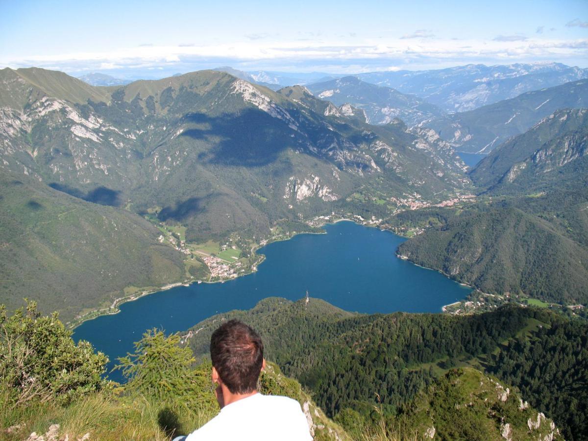 Villa Locazione Turistica Rosemarie Mezzolago Esterno foto